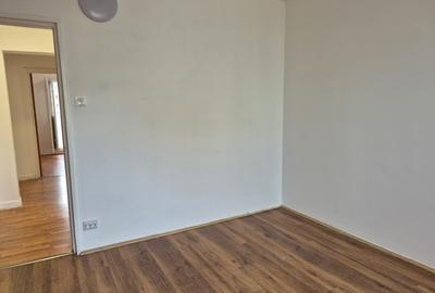 4 camere renovat , et 7/10, zona Colentina MC Donlad's - 9