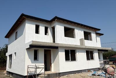 Duplex cu 4 camere în Cornetu