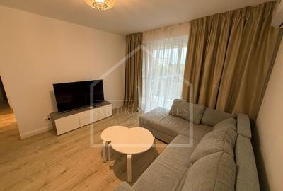 Apartament cu 2 camere semidecomandat, mobilat în Băneasa