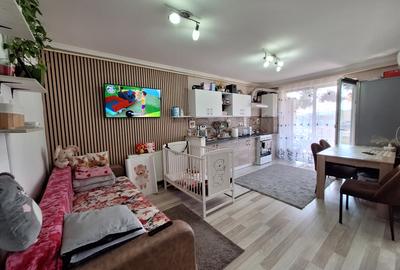 Apartament cu 2 camere semidecomandat, mobilat în Florești