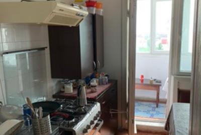 Ap. 3 camere , decomandat - Complex Studentesc - Olimpia - 8