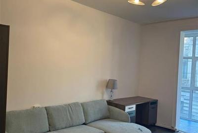 Apartament cu 2 camere decomandat, mobilat în Centru Civic