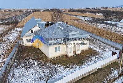 Casă individuală cu 6 camere în Agapia