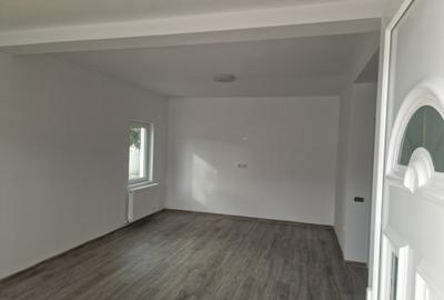 Agenție imobiliară vindem parte din duplex în Năvodari - 4