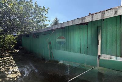 Casă cu teren 251 mp – zona Andronache, Strada Mențiunii - 24