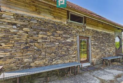 Casă de vacanță cu 2 corpuri si view în Dulcele - 2