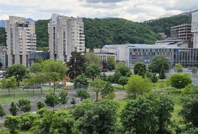 Apartament 2 camere Centrul Civic pretabil birouri - 1