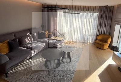 Apartament cu 3 camere decomandat, mobilat în Central
