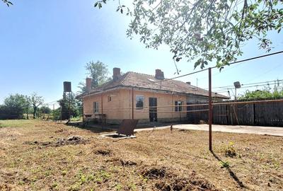 Vanzare casa Garbovi / Jud. Ialomita / teren: 945 mp / comision 0% - 1