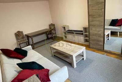 Apart.3 camere,decomandat, zona ultracentrală, lângă Fac. de Drept, Magheru - 2