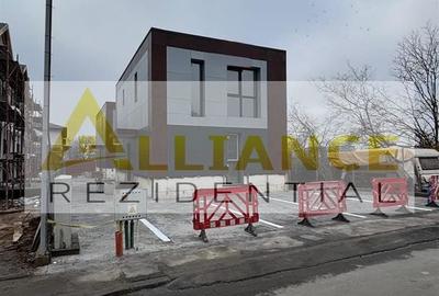 Casă individuală cu 3 camere decomandat în Central