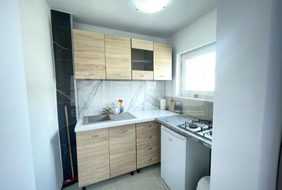 Garsonieră de Închiriat | Renovată Complet | Etaj 3 | Radauti - 4