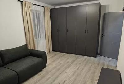Garsonieră decomandată, mobilată în Gorjului