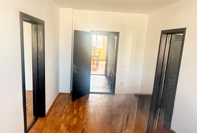 CLADIRE birouri  etaj 1 cu acces parter, zona Value Center! - 8