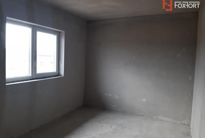 Duplex cu 5 camere si teren de 392 mp - Giarmata Vii - 3