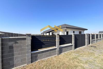-Casa Individuala - Parter - 4 camere - - 2