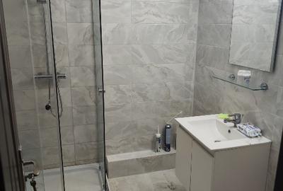 Apartament cu 2 camere semidecomandat, mobilat în Berceni