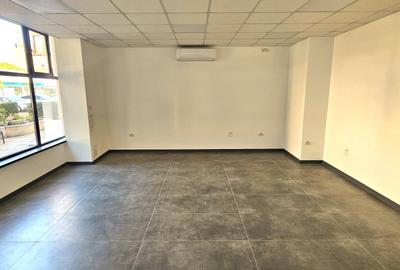 Spatiu comercial modernizat 98mp. 10ml.vitrina, Poarta 6 - 13