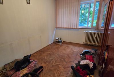 APARTAMENT DE VÂNZARE CU DOUĂ CAMERE IN ZONA PAJURA SEC.1 - 5