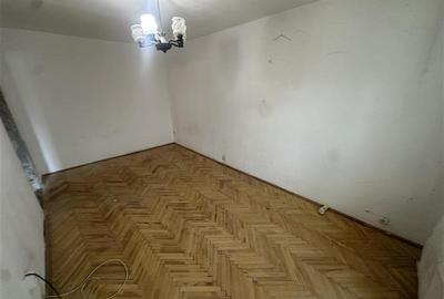Decomandat la etajul 1 cu 2 balcoane, aproape de Mall - 1