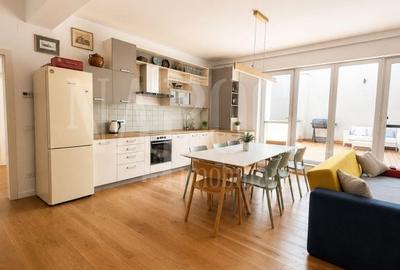 Apartament 4 camere de vanzare in Centru Oradea, Oradea - 1
