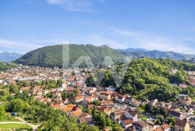 Proprietate unică cu priveliște spectaculoasă în inima Brașovului - 10