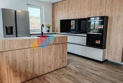 Apartament 3 camere, 58 mp, parcare subterana-Calea Baciului - 1