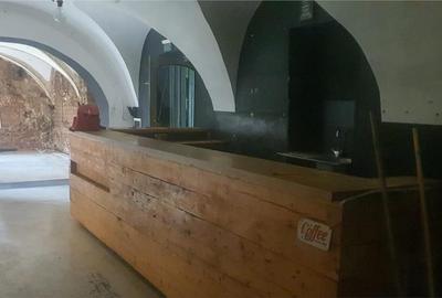 Spatiu comercial 70mp in P-ta Mica,optim showroom boutique,galerie arta ,etc - 5