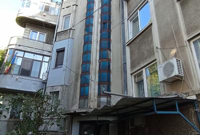 3 camere pentru birouri et 2 in cladire interbelica Tineretului metrou 600 m - 10