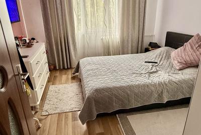 Apartament cu 2 camere decomandat, mobilat în Titan
