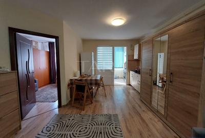 Apartament cu 2 camere semidecomandat, mobilat în Florești