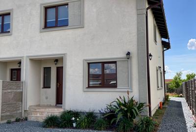 Casa de vânzare in Mosnita- 50m de strada principală - 2