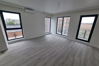 Apartament cu 2 camere decomandat în Tomis Plus