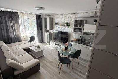 Apartament cu 2 camere decomandat, mobilat în Tractorul