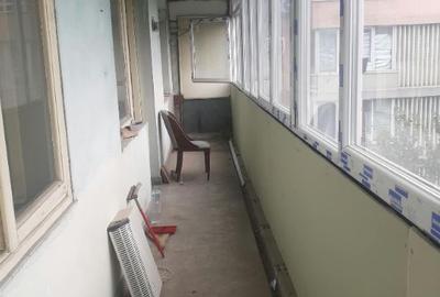 Iancului,METROU,bloc reabilitat termic,et.5/9, geam la baie, LIBER! - 12