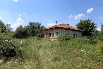 Casă individuală cu 3 camere în Uda