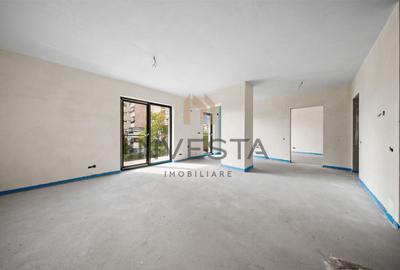 Apartament cu 3 camere semidecomandat în Mărăști