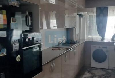 Apartament 3 camere, strada G-ral Eremia Grigorescu (Garii), 105.000€ - 2
