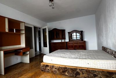 Garsonieră decomandată în Oancea
