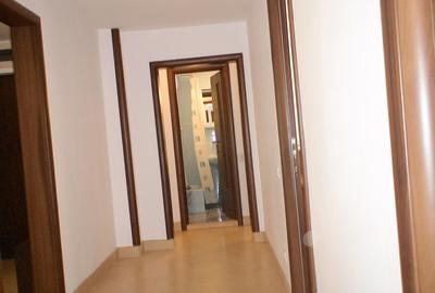 Ap 4 Camere | Sector 4 | Tineretului | Metrou | 2 Parcari | Centrala - 9