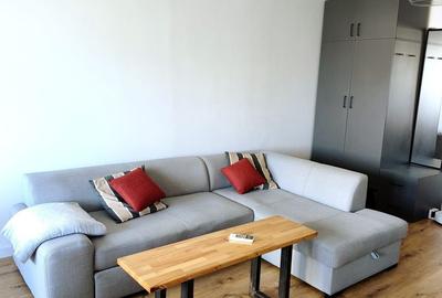 Apartament cu 2 camere semidecomandat, mobilat în Pipera
