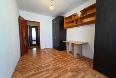 Apartament de vanzare 2 camere, decomandate, zona Mircea cel Batran - 3