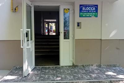 Ap 4 cam, 2 bai, 2 balcoane, etaj 2/4 Bloc`80 b-dul 1 Mai / Renovat - 2