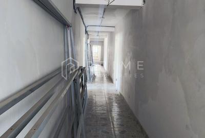 Spațiu industrial modern cu panouri fotovoltaice și acces TIR - 7