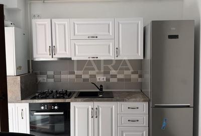 Apartament cu 3 camere semidecomandat, mobilat în Europa
