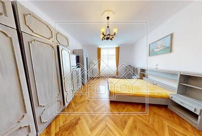 Ap. cu 2 camere si 20 mp de gradina, mobilat, Zona Centrala - 6