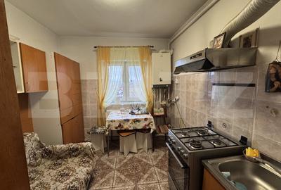 Apartament cu 2 camere decomandat, mobilat în Central