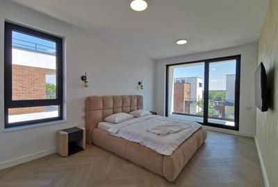 Proprietate exclusivista pe lacul Snagov 490000 euro / Chirie 2500 eu/luna - 12