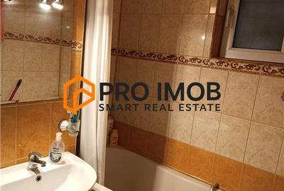 Apartament 3 camere cf 1 decomandat zona Micro 5 - 8