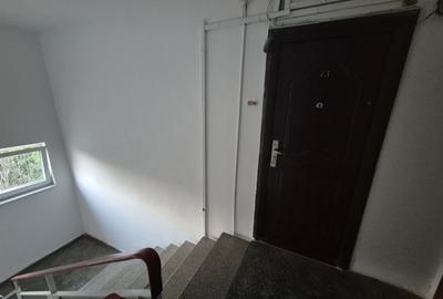 Apartament 3 camere langa Metrou 1 Decembrie. Negociabil - 12